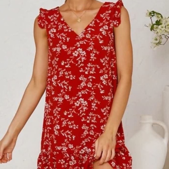 Dresses & Skirts - Red Floral Print V-Neck Chic Ruffles Hem Sleeveless Mini Dress - Size Large